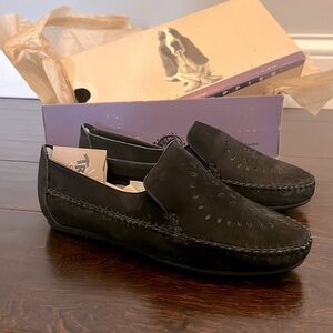 Vintage Hush Puppies Black Casual loafer NWT 7